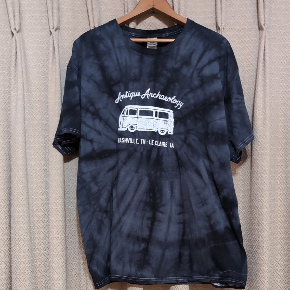 Men's Size XL American Picker Antique Archaeology Nashville & Le Claire T-Shirt
